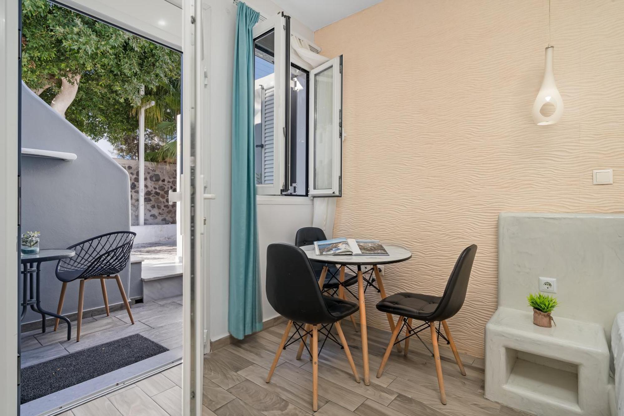 Oasis Suites Fira Fira (Santorini) Exterior foto