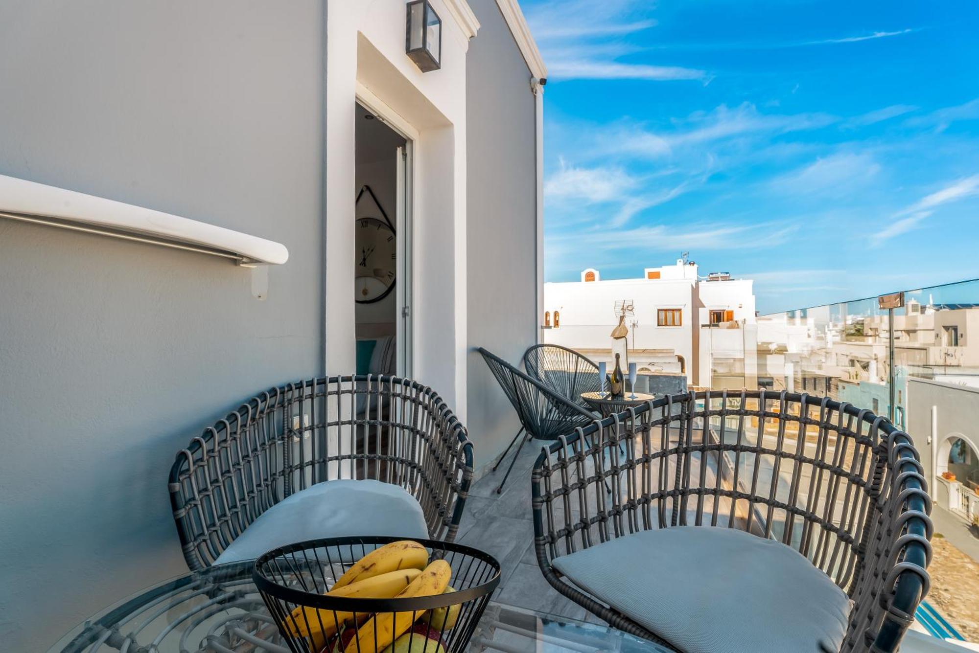 Oasis Suites Fira Fira (Santorini) Exterior foto